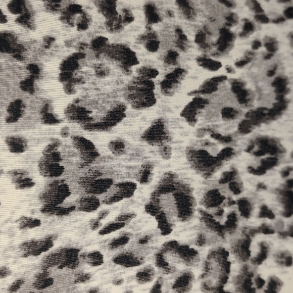 Easywear by Chicos Comfy Gray and Black Leopard Print Travel Dress - Picture 3 of 4